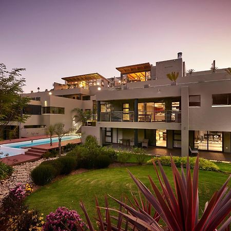 Dynasty Forest Sandown Self Catering Hotel Johannesburgo Exterior foto