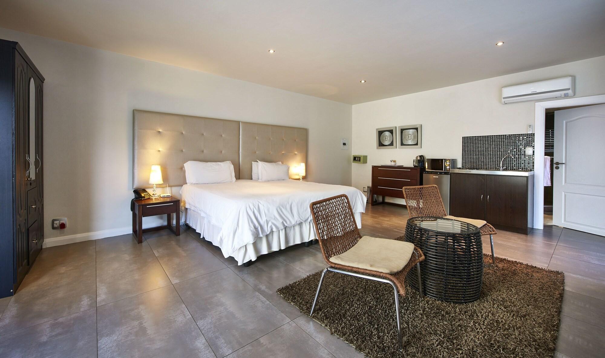 Dynasty Forest Sandown Self Catering Hotel Johannesburgo Exterior foto