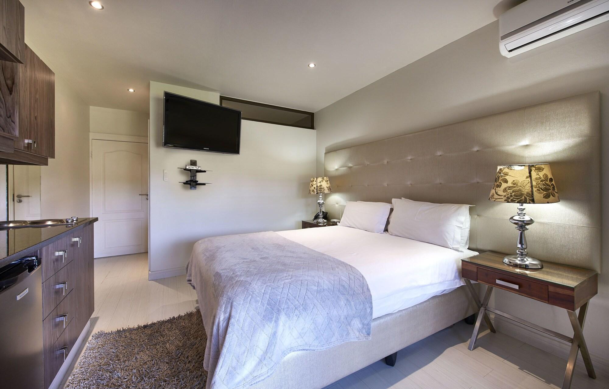 Dynasty Forest Sandown Self Catering Hotel Johannesburgo Exterior foto