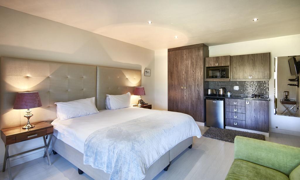 Dynasty Forest Sandown Self Catering Hotel Johannesburgo Habitación foto